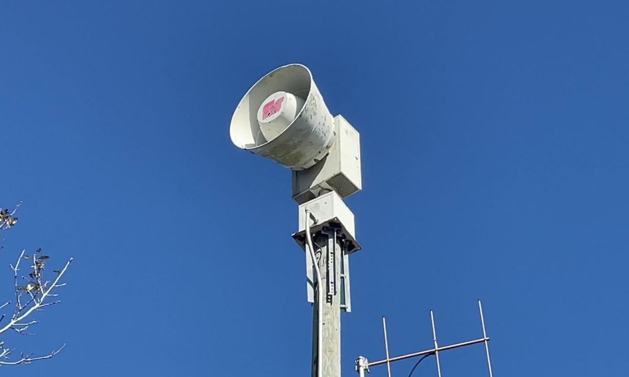 Tornado Siren close